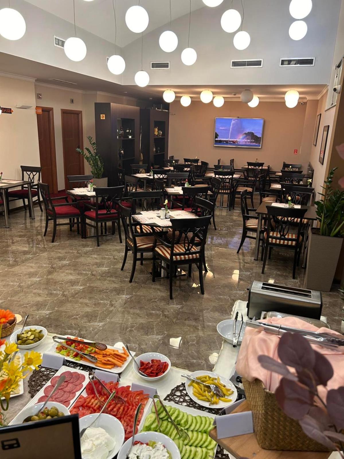 סקופיה Hotel Hamburg מראה חיצוני תמונה