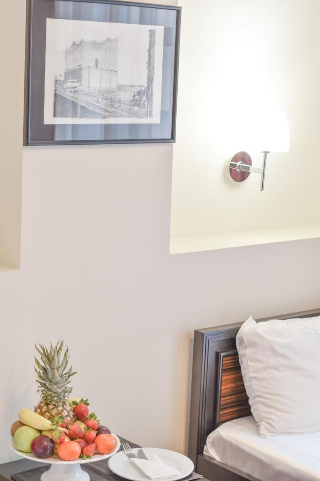 סקופיה Hotel Hamburg מראה חיצוני תמונה